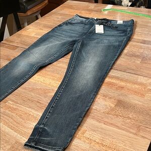 Judy Blue Skinny Jeans in Faded Blue Wash Waist 30 inseam 27 size 11